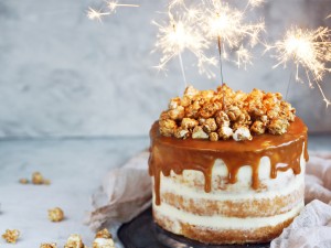 Birthday Cake - Popcorn